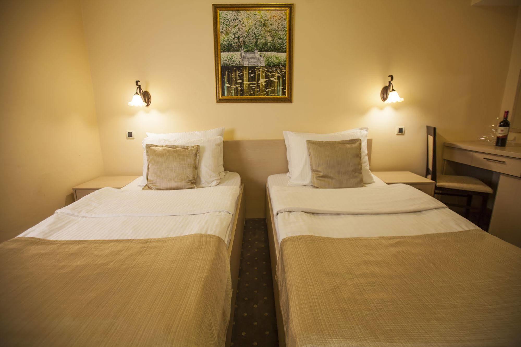 Hotel Srbija Vrsac Ngoại thất bức ảnh