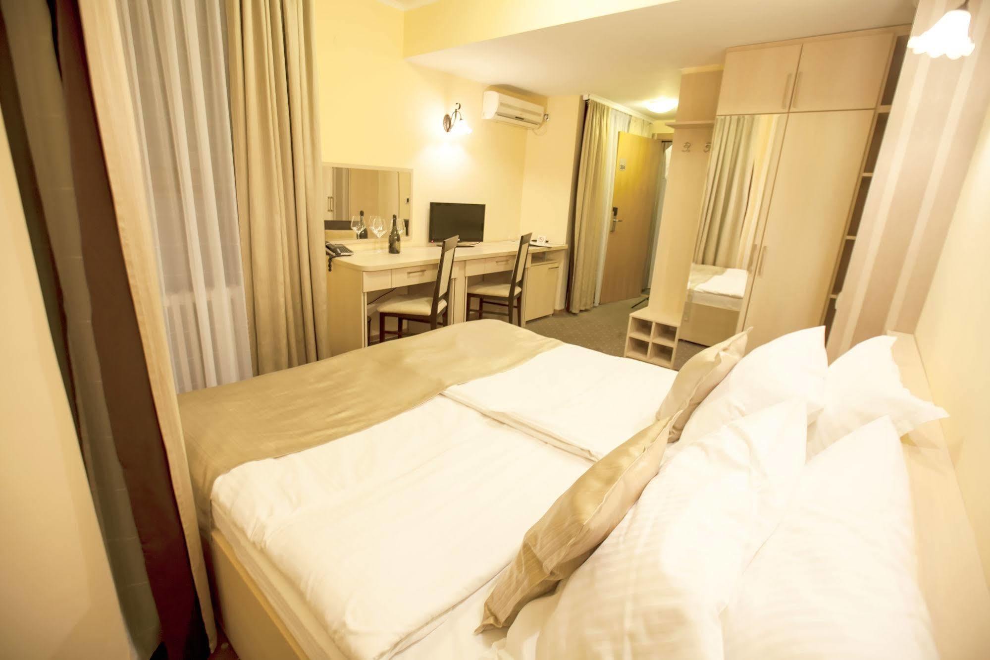 Hotel Srbija Vrsac Ngoại thất bức ảnh
