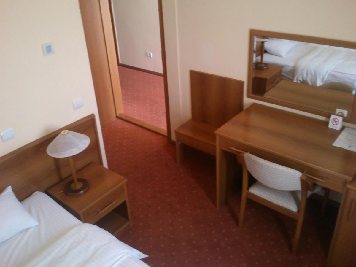 Hotel Srbija Vrsac Ngoại thất bức ảnh