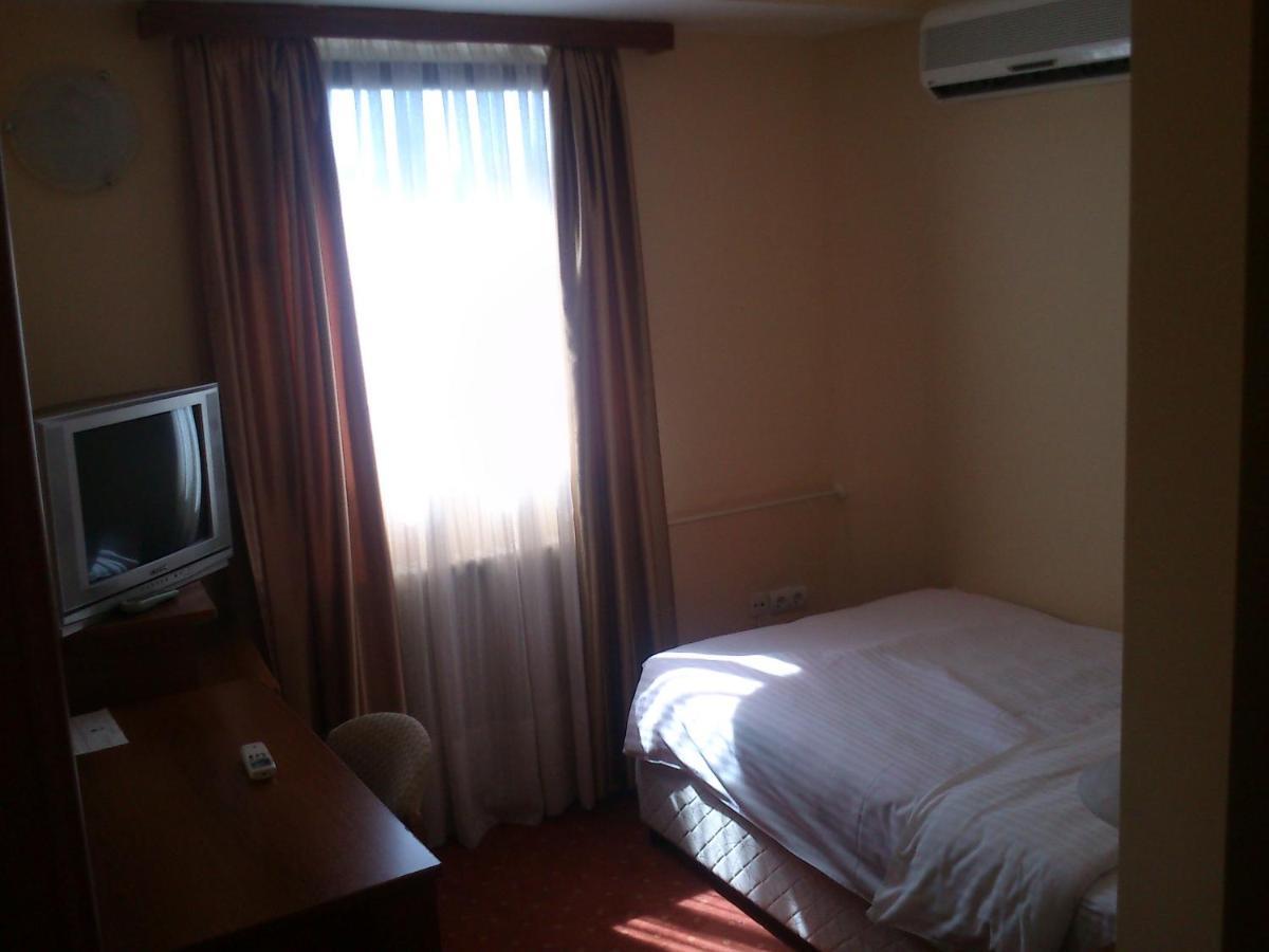Hotel Srbija Vrsac Ngoại thất bức ảnh