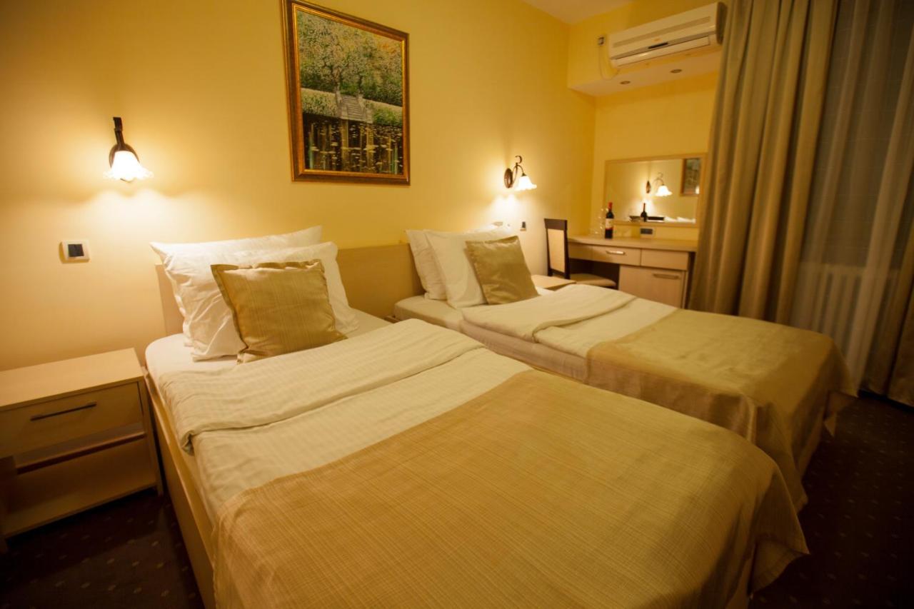 Hotel Srbija Vrsac Ngoại thất bức ảnh